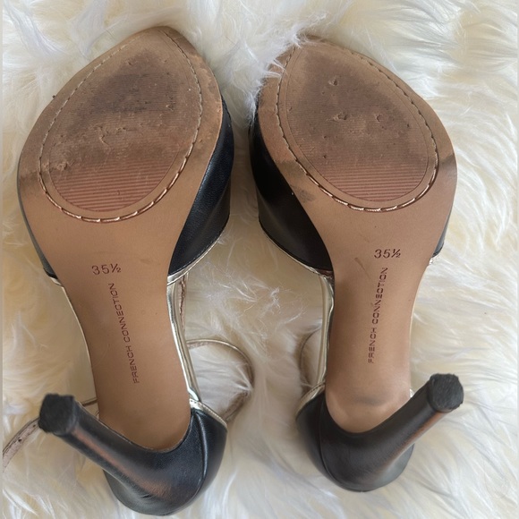 Size 5.5 French Connection Candice T-Strap Platform Pump - Picture 2 of 9